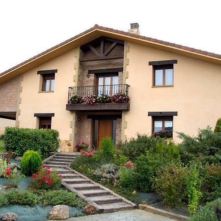 El Chalet Del Golf Urturi Екстер'єр фото
